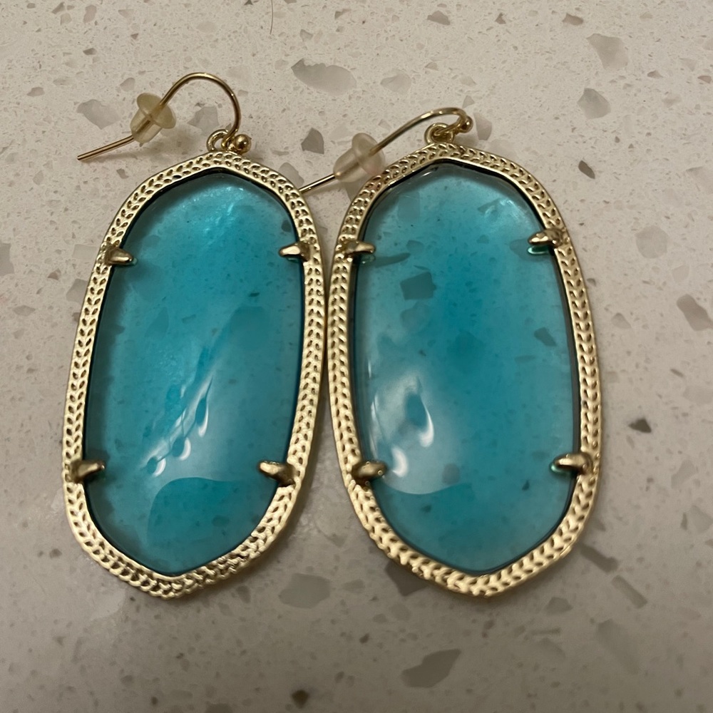 Kendra classic earrings
